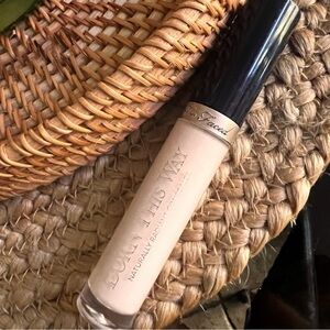 Too Faced Born This Way Radiant Concealer